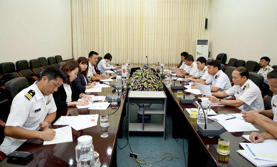 Tăng cường hợp tác giữa Hải quân Việt Nam và Nhật Bản